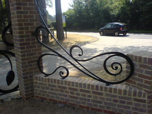 Farnham Park Golf Club